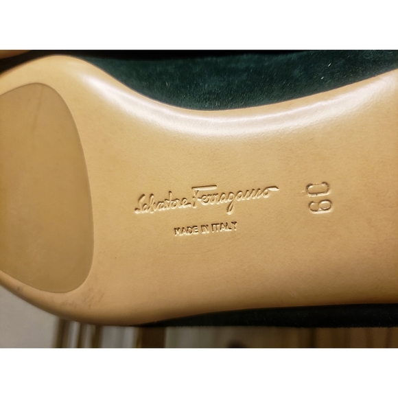 Salvatore Ferragamo boots - Picture 5 of 6